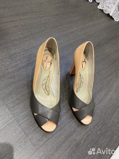 Туфли женские 38 размер новые