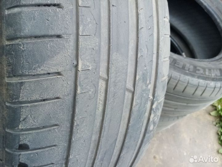 Шины 235/55R19 3штуки