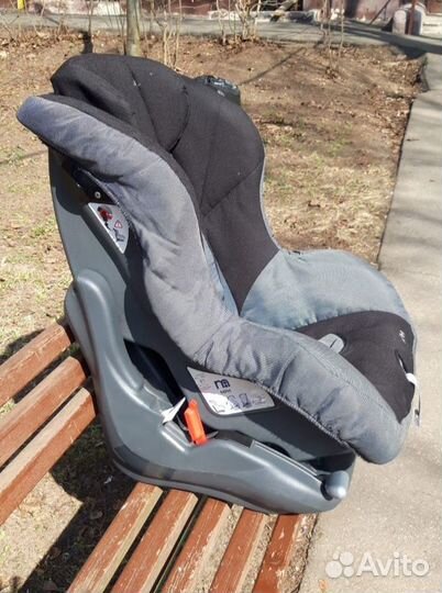 Автомобильное кресло Mothercare universal 9-18 кг