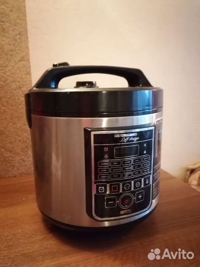 Мультиварка Редмонд с чашей и пароваркой