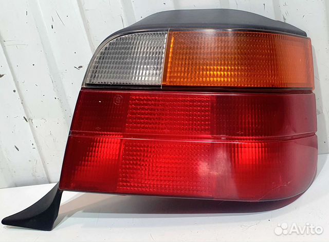 Фонарь правый BMW E36 универсал