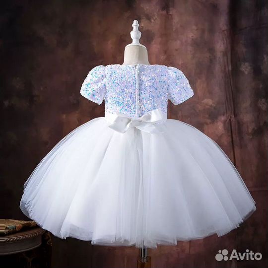 Нарядное платье на утренник платье снежинки