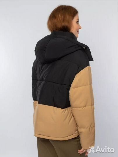 Куртка женская Новая