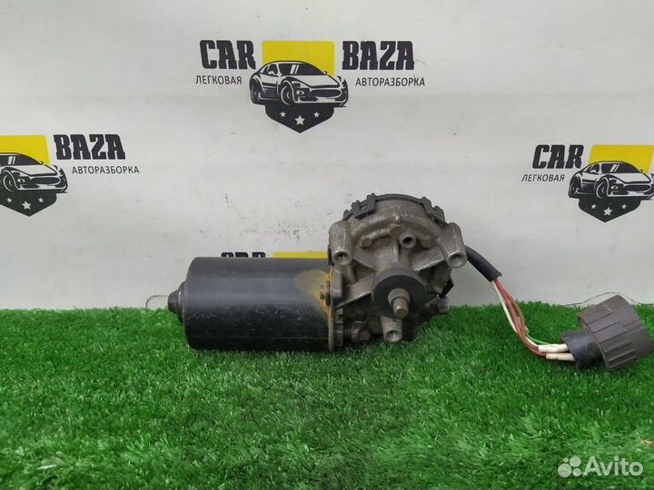 Моторчик стеклоочистителя BMW 3