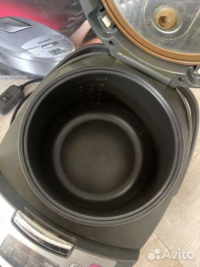 Redmond RMC-M4500 мультиварка