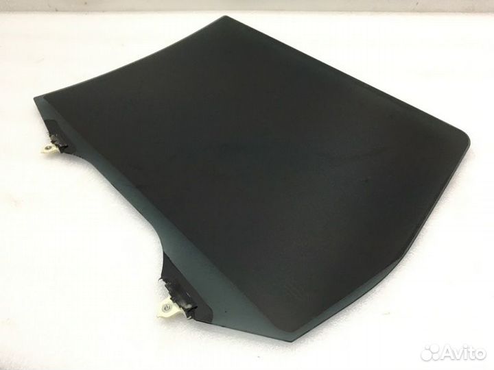 Стекло двери заднее правое Mitsubishi Outlander