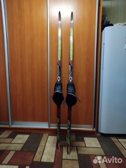 Беговые лыжи