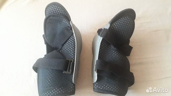 Налокотники,щитки хоккейные