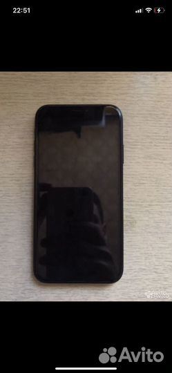 Телефон iPhone XR