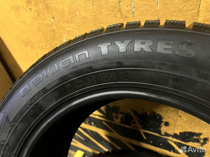 Nokian Tyres Nordman 7 SUV 215/60 R17