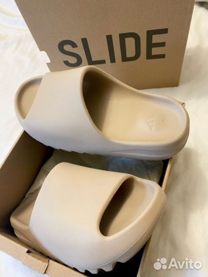 Тапки Adidas Yeezy Slide