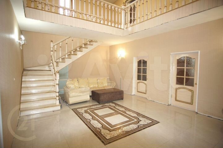 Дом 237,8 м² на участке 4,3 сот.