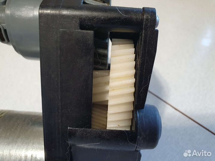 Двигатель от мясорубки Bosch