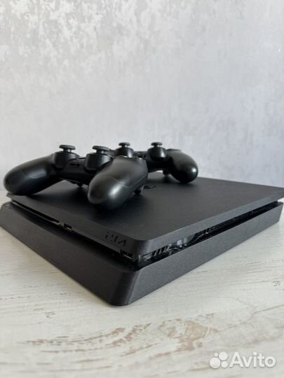 Sony PS4 slim 1tb