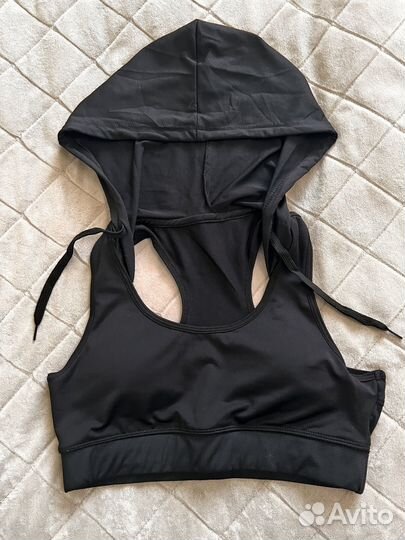 Топ женский спортивный