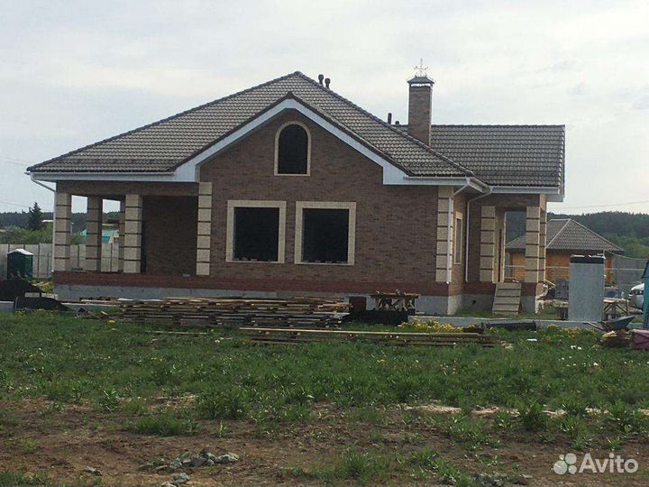 Профессиональные каменщики