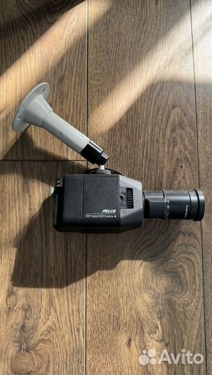 Pelco CC3701H-2X камера видеонаблюдения цветная