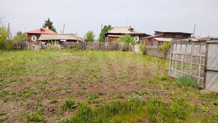 Дом 26,4 м² на участке 7 сот.