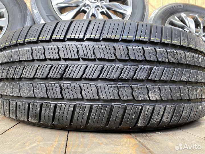 R20 Michelin XLD D2 275/55, PCD 6x139.7 DIA 95.1