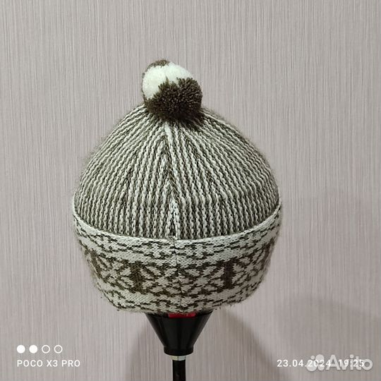 Шапка вязаная