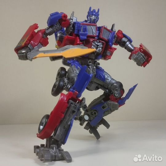Transformers SS44 buzzwothy - optimus prime