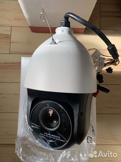 Видеокамера Hikvision DS-2DE5220I-AE