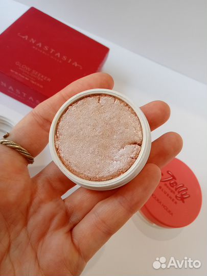 Косметика Anastasia, Holica Holica, Colourpop