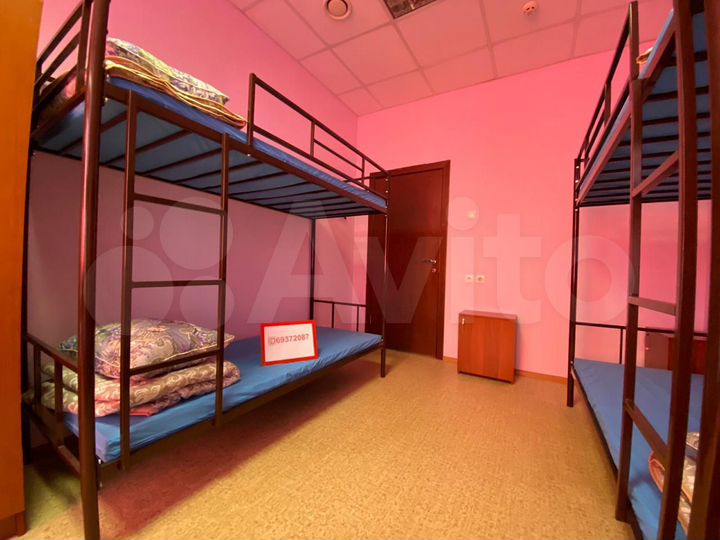 Комната 27 м² в > 9-к., 5/5 эт.