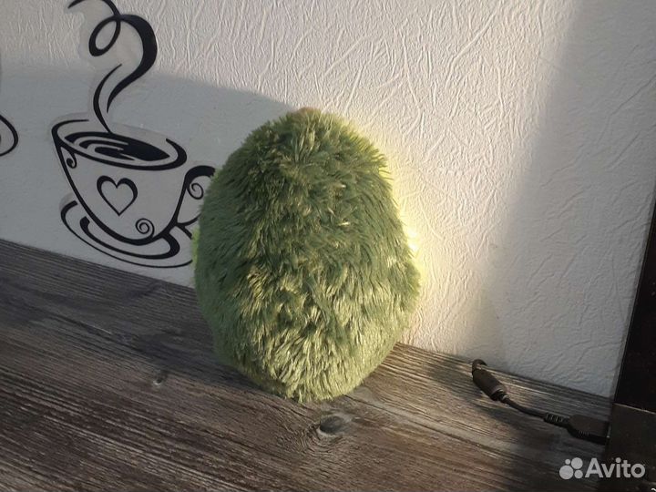 Плюшевый авокадо
