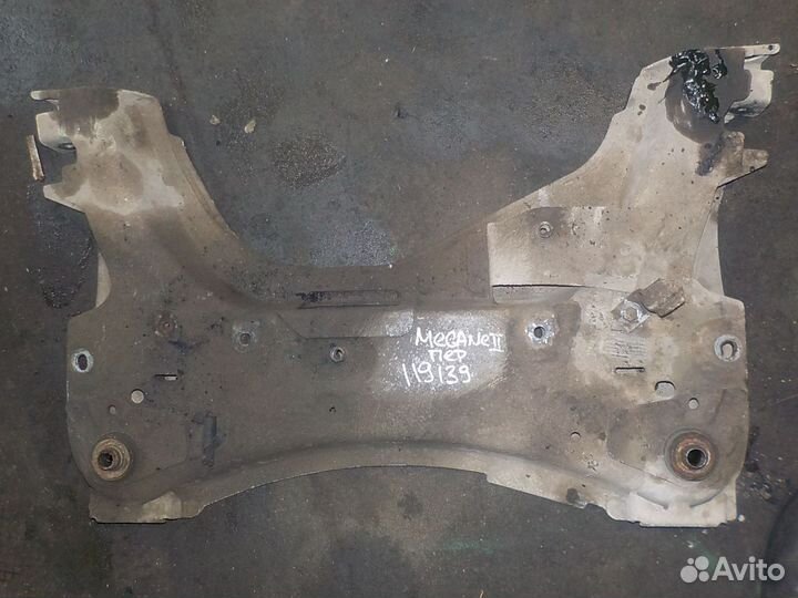 Подрамник Renaul Megane 2