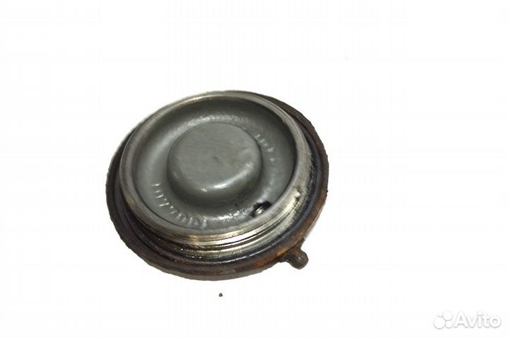 Крышка шкворня поворотного кулака, переднего моста volvo FH12 1-seeria (01.93-12.02)