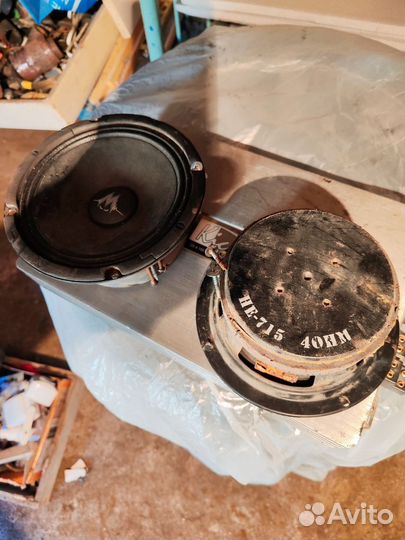 Акустические колонки momo