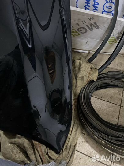 Капот на Land cruiser 200