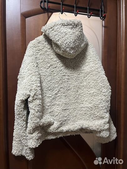 Мягкая оверсайз куртка Тедди с капюшоном