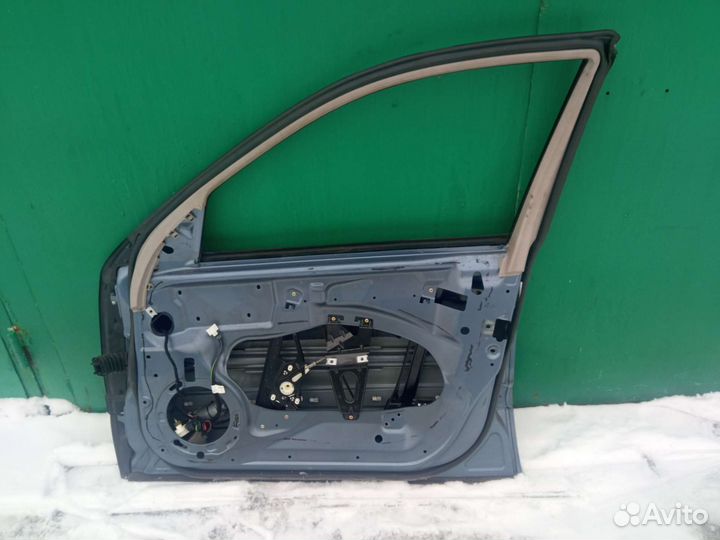 Дверь передняя правая задняя левая Mercedes W211