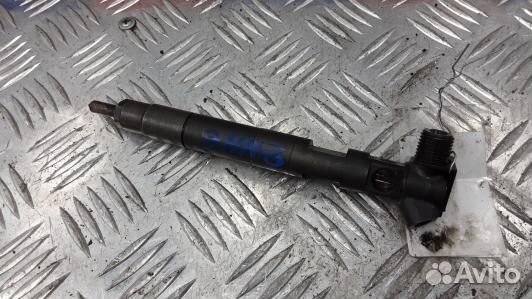 Форсунка дизельная mercedes benz C-class W204 (2NN