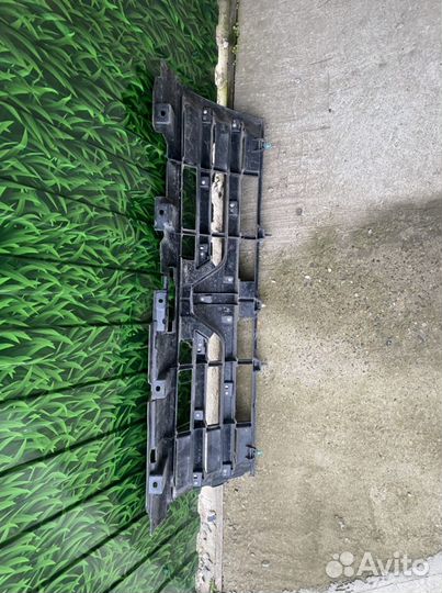 Решетка радиатора Mitsubishi