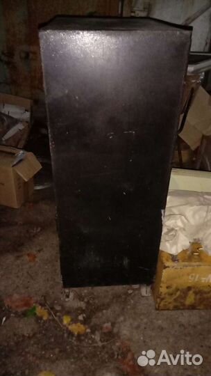 Сейф металлический