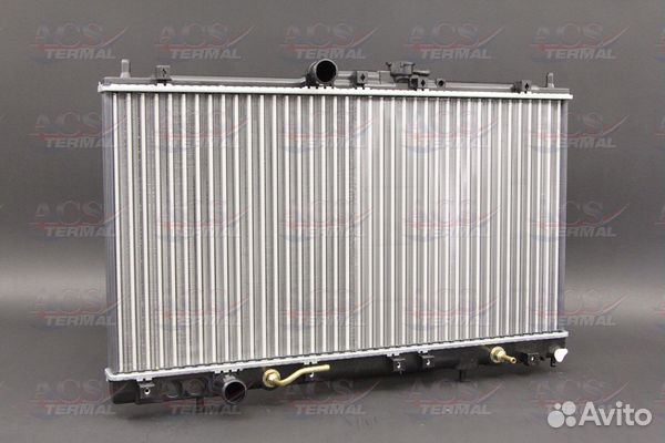 Радиатор охлаждения Митсубиси Галант viii 2.0-2.5