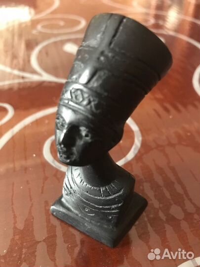 Статуэтка Нифертити