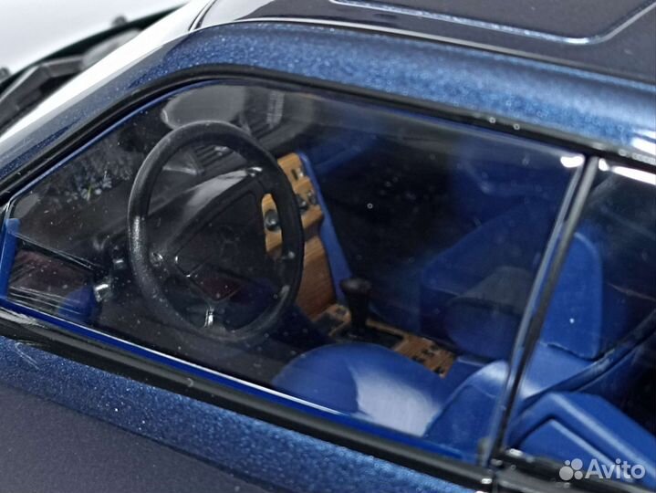 Mercedes-Benz 300CE CE-24 W124 Norev 1:18