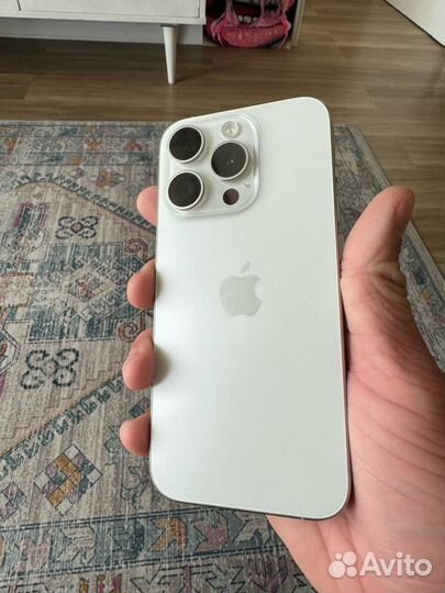 iPhone 15 Pro, 256 ГБ