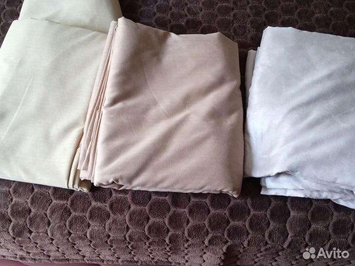 Комплект из двух штор, новые.Блэкаут, разные