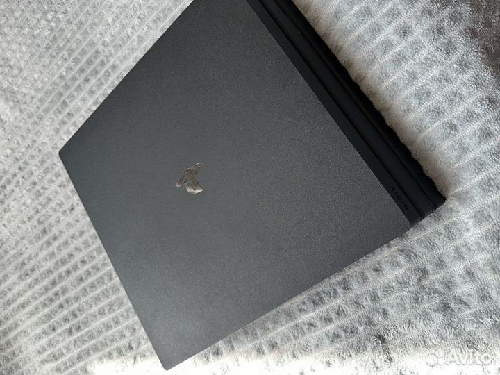 Sony playstation 4 pro 1tb