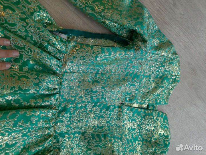Платье праздничное женское 40-42 парчовая ткань