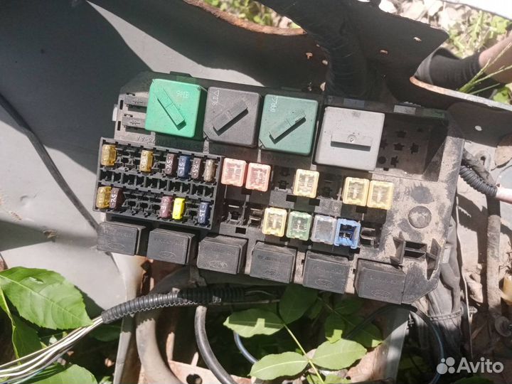 Блок предохранителей ford mondeo 2