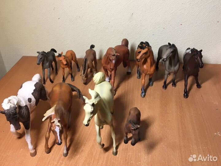 Фигурки лошадей collecta и подделки schleich