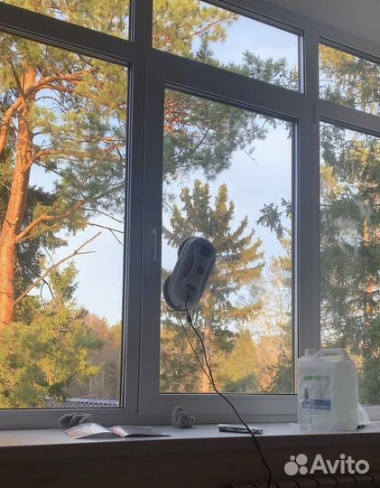 Робот для мытья окон