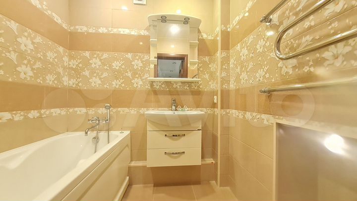 2-к. квартира, 61,3 м², 4/10 эт.