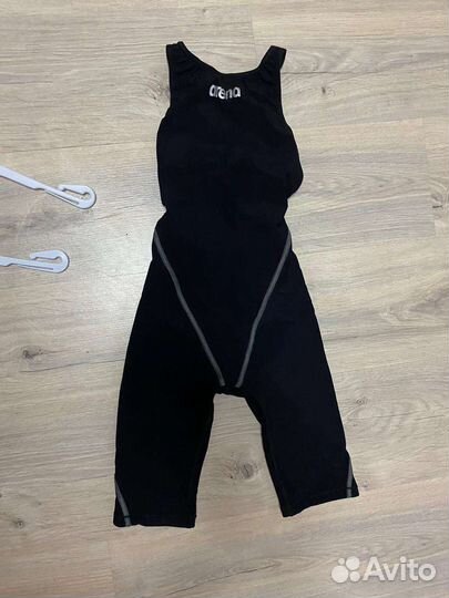 Гидрокостюм арена